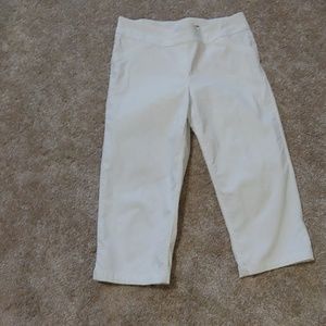 Women Capri pants